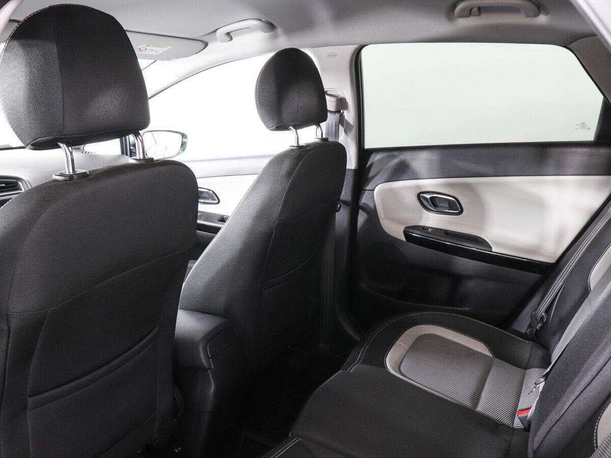 Б/У Киа Сид 2018 года. Фото: #11