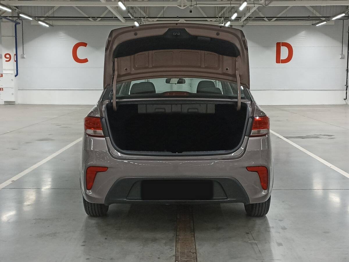 Б/У Киа Рио 2018 года. Фото: #9