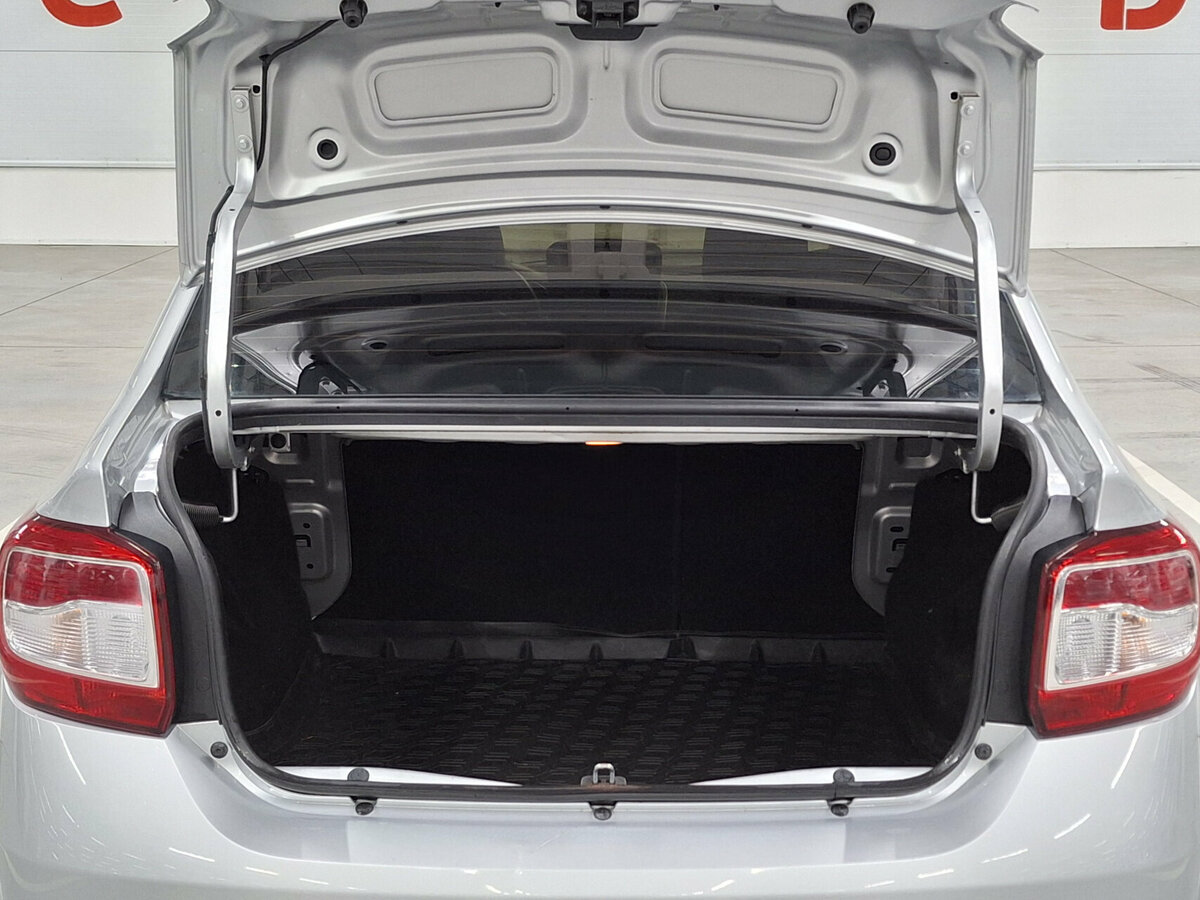 Б/У Рено Логан 2020 года. Фото: #9