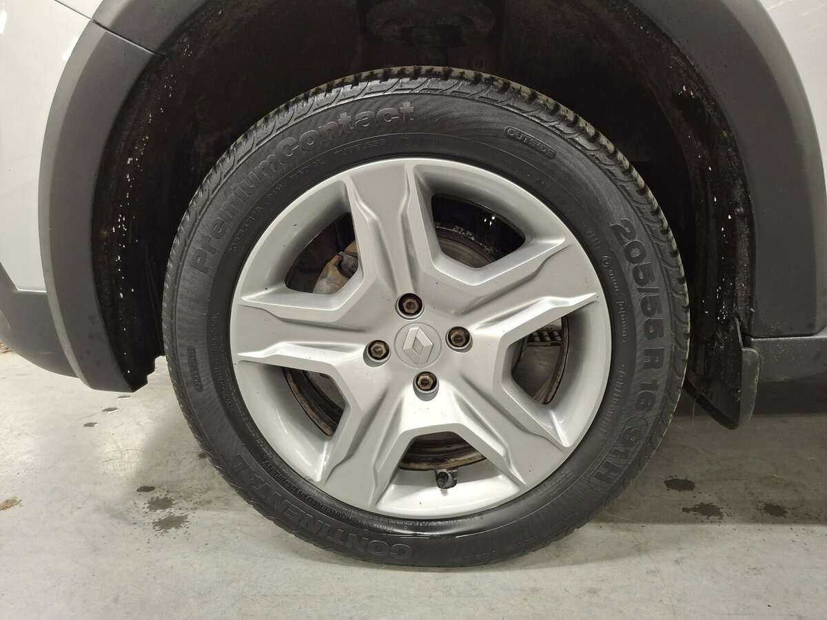 Б/У Рено Логан 2020 года. Фото: #17