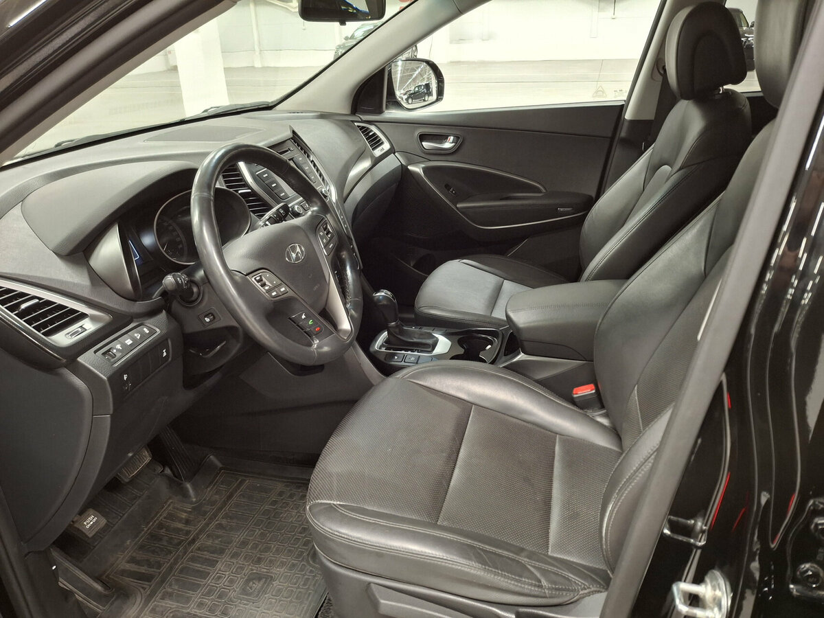 Б/У Хендай Санта Фе 2018 года. Фото: #15